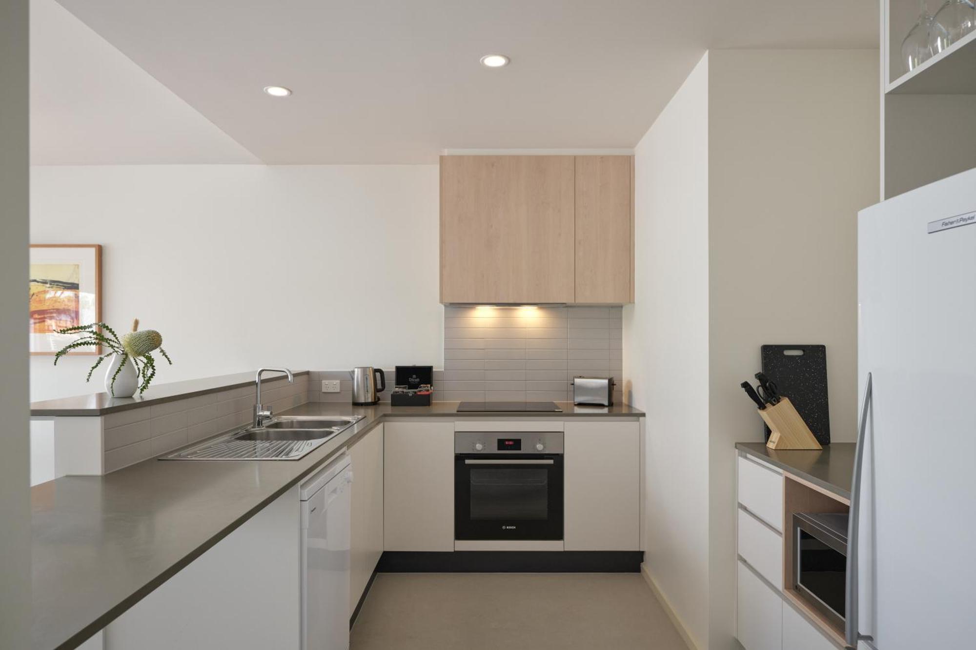 Racv Cape Schanck Resort Habitación foto A modern Australian kitchen